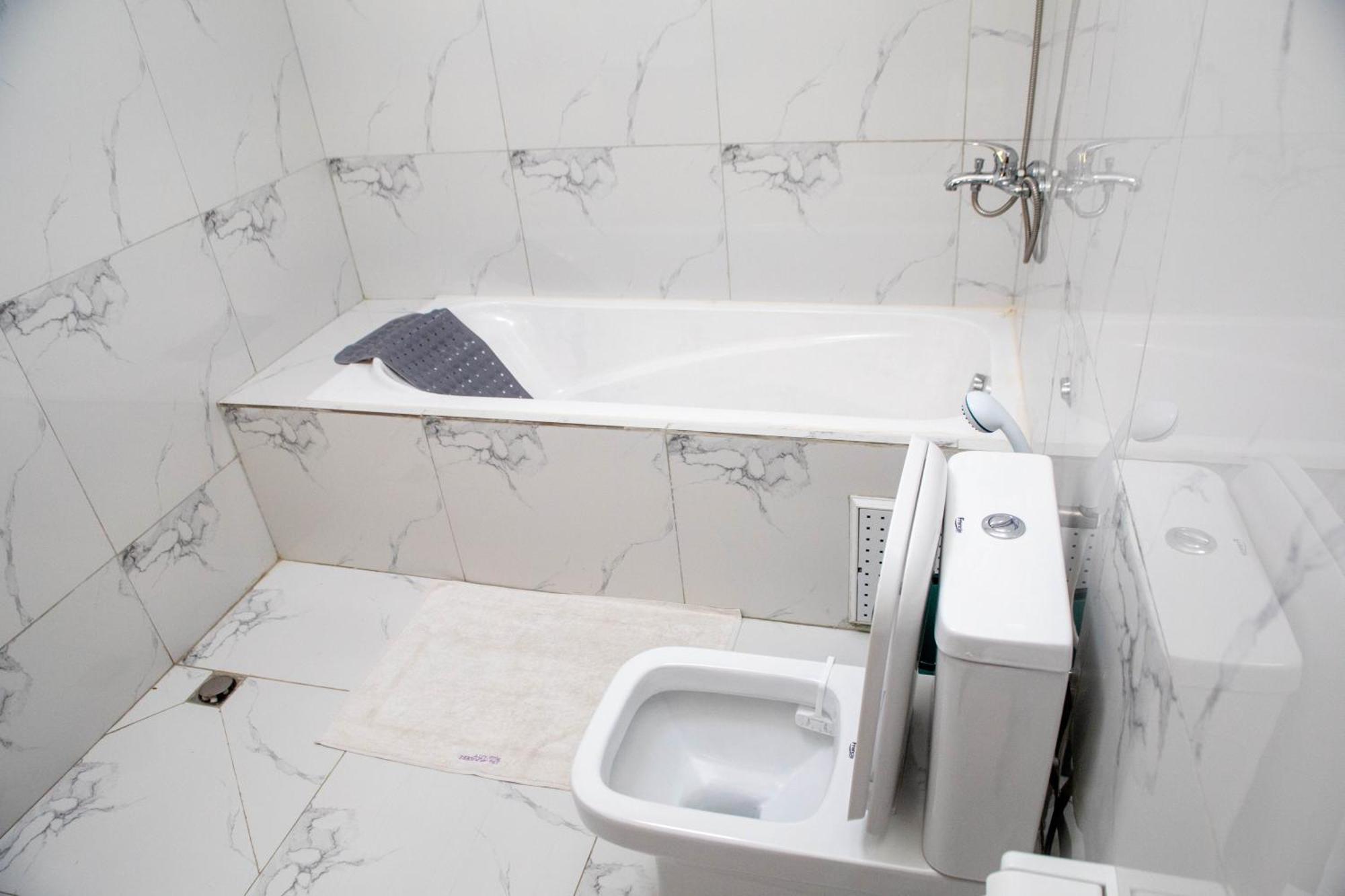 Hotel Les Orchidees Cotonou Oda fotoğraf