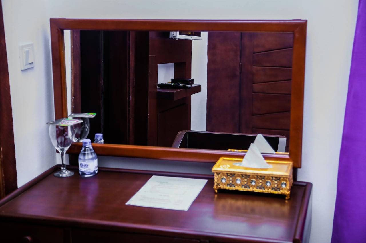 Hotel Les Orchidees Cotonou Dış mekan fotoğraf